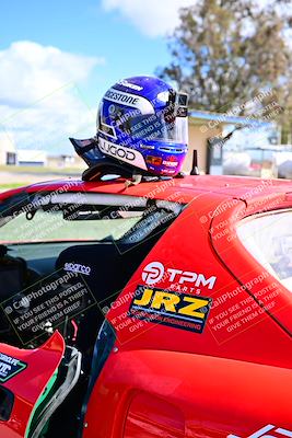 media/Mar-02-2025-Speed Ventures (Sun) [[ad7ca67825]]/Around the Pits/
